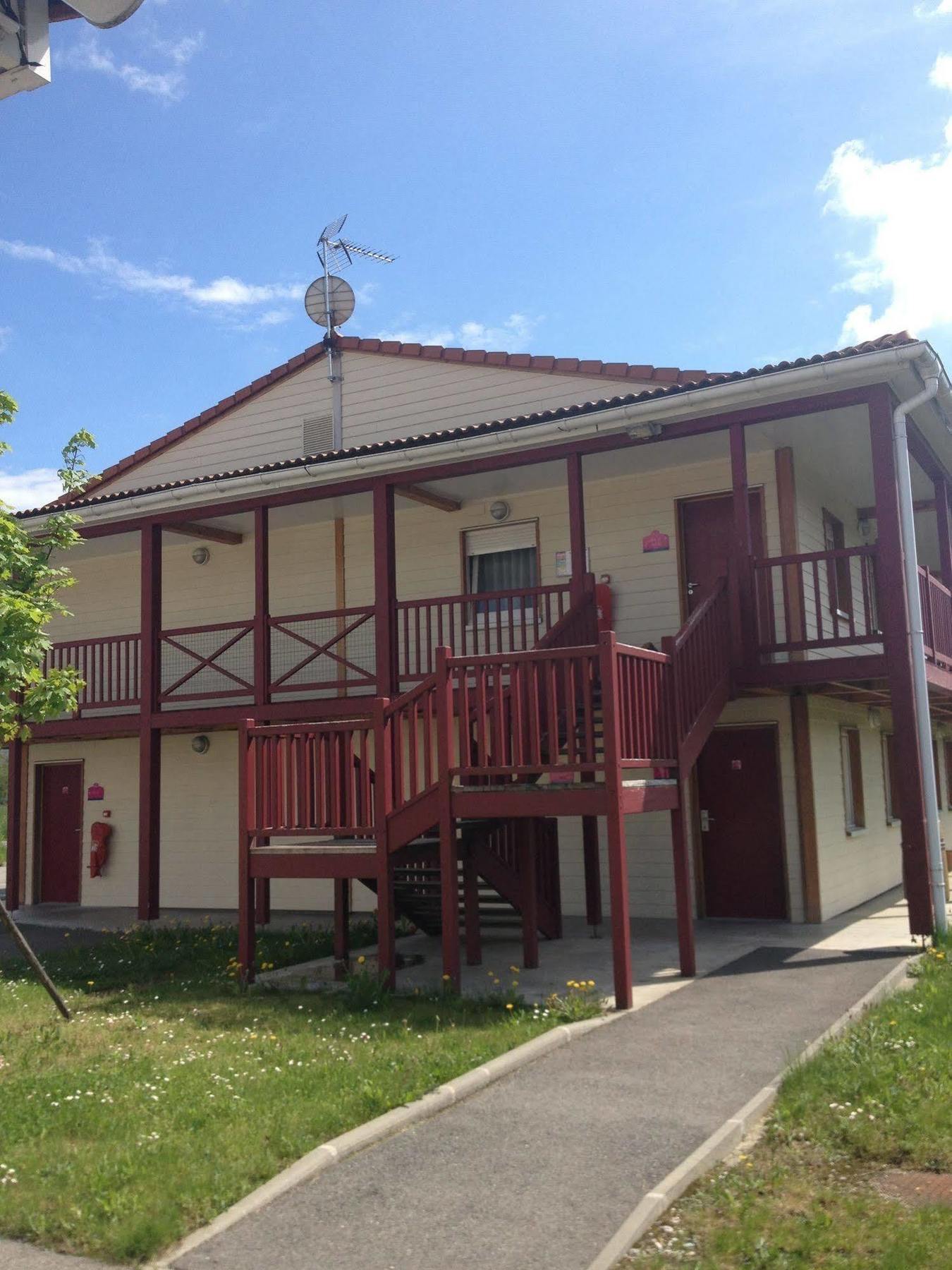 Couett' Hotel Rumilly Rumilly  Buitenkant foto